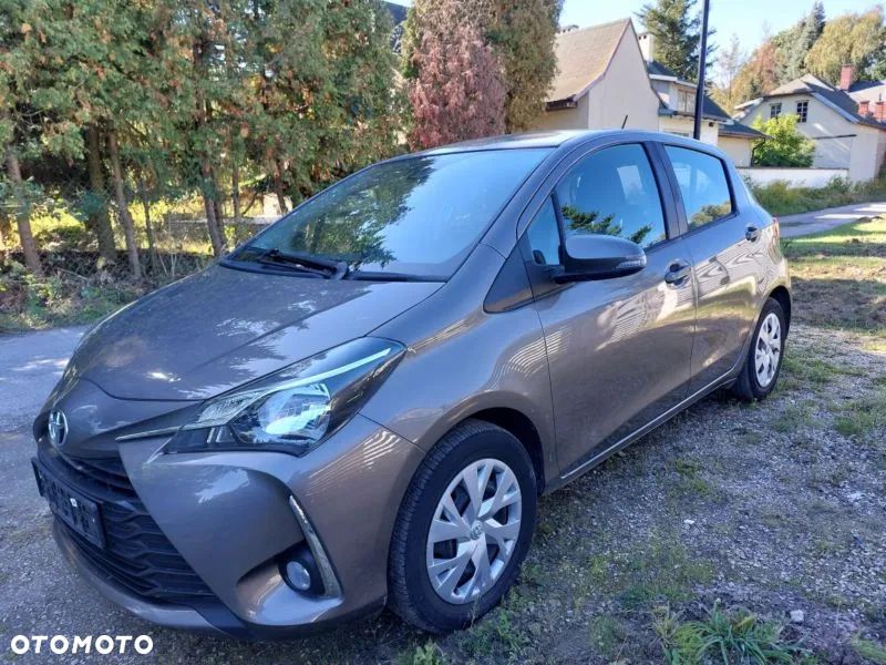 Toyota Yaris - 1