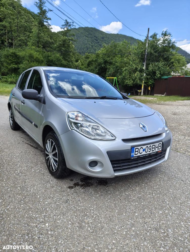 Renault Clio III 1.5 dCi Yahoo - 10