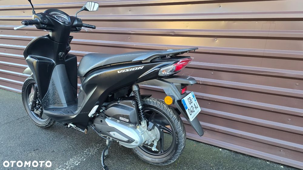 Honda Vision - 13