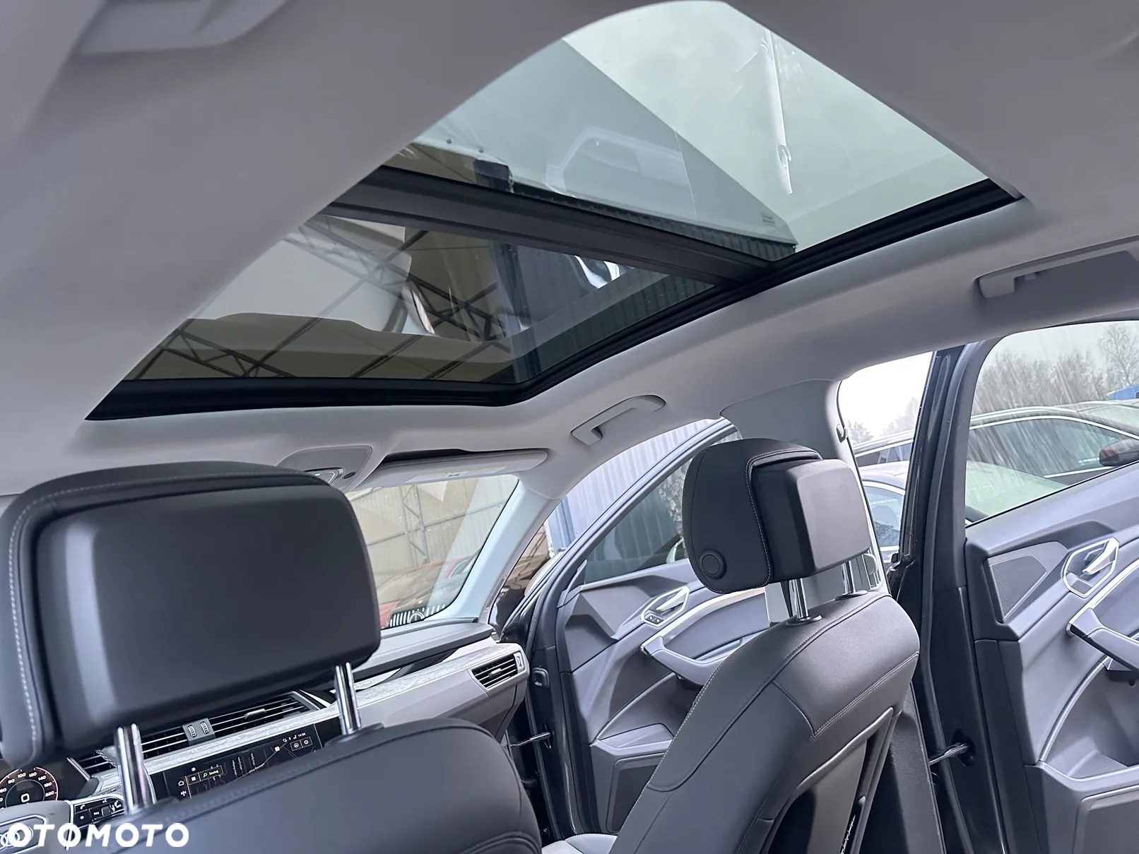 Audi e-tron 55 Quattro S Line - 10