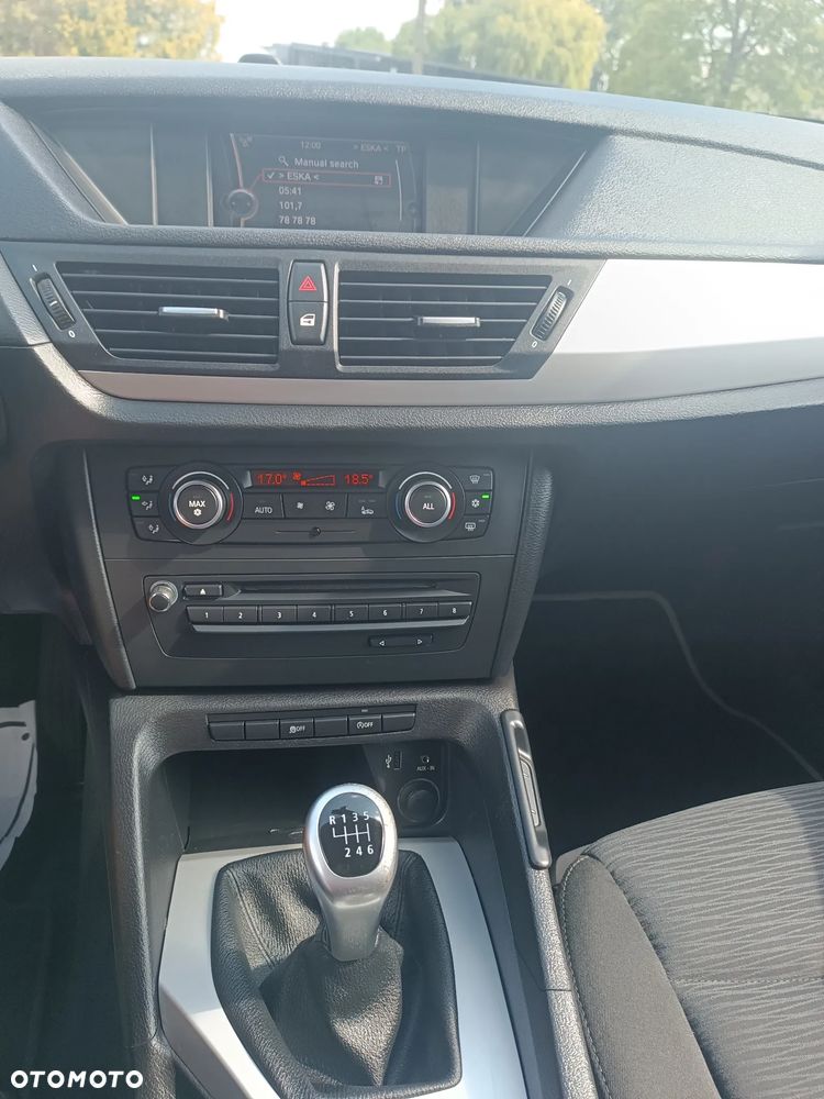 BMW X1 sDrive20i xLine - 13