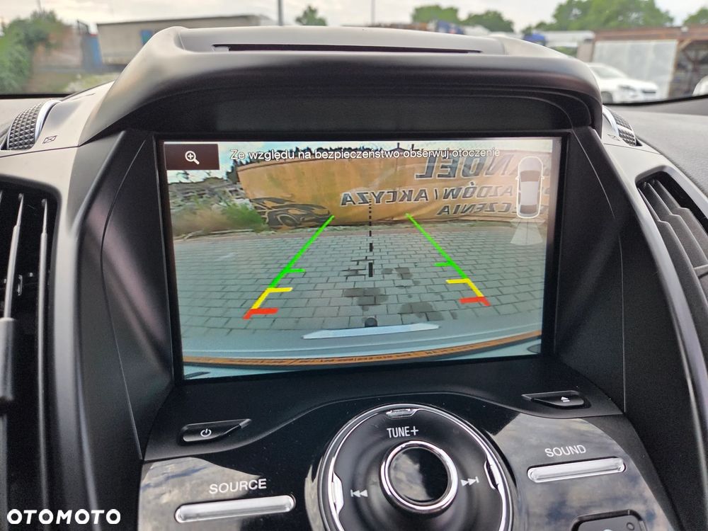 Ford Kuga 2.0 TDCi 2x4 Titanium - 22