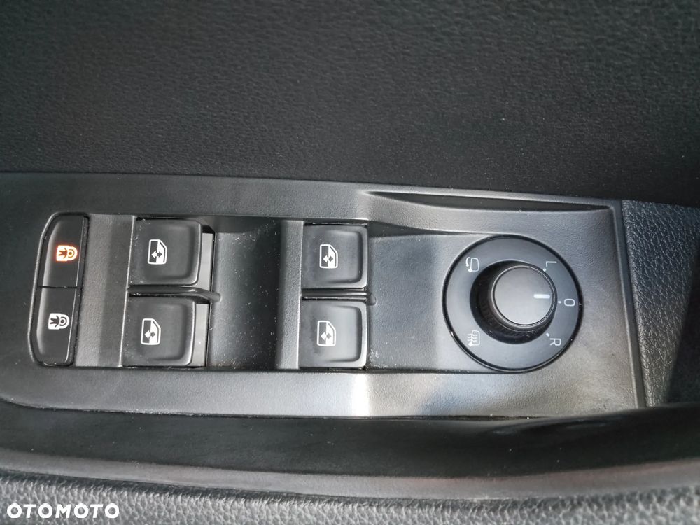 Skoda Superb 1.5 TSI Ambition DSG - 24