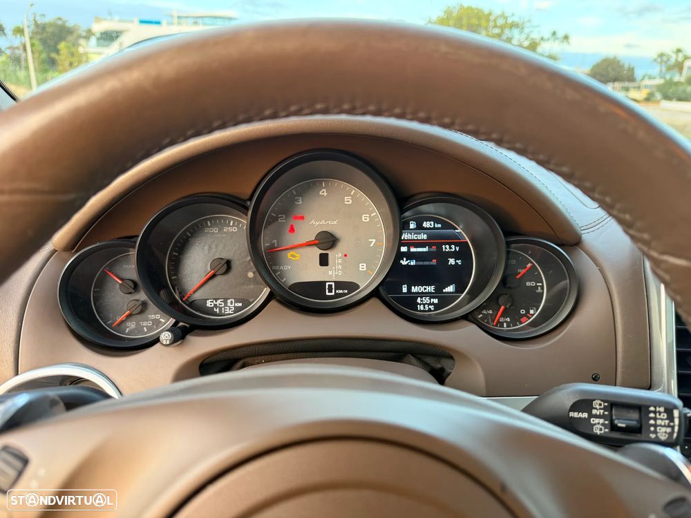 Porsche Cayenne S - 11