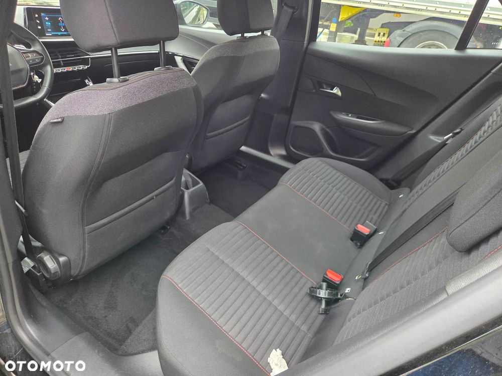 Peugeot 2008 - 18