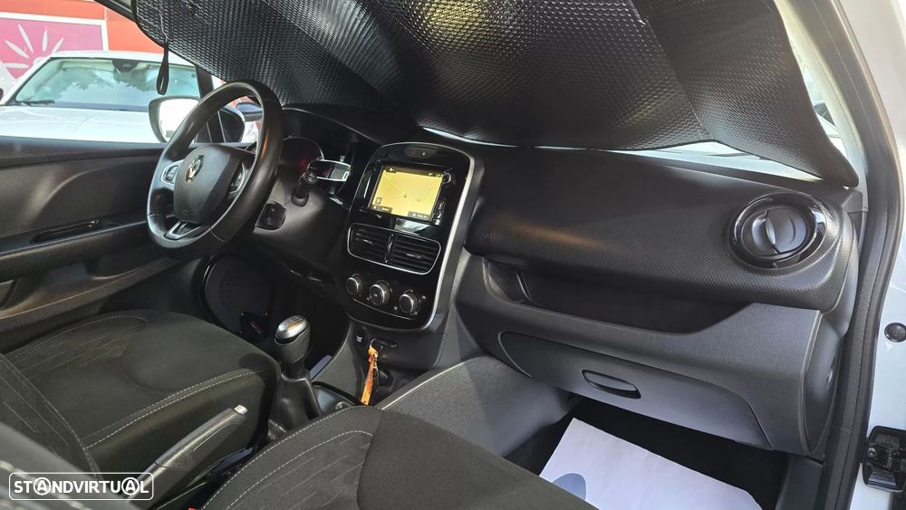 Renault Clio Sport Tourer 0.9 TCe Limited — fotografia 15