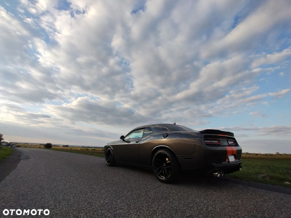 Dodge Challenger Automatik SXT Plus - 4
