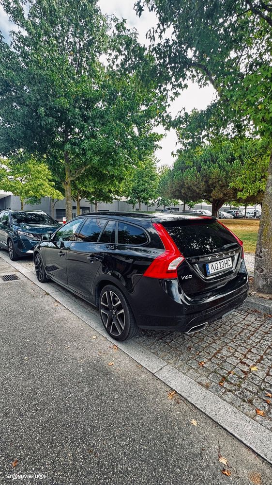 Volvo V60 D4 Geartronic Black Line - 7