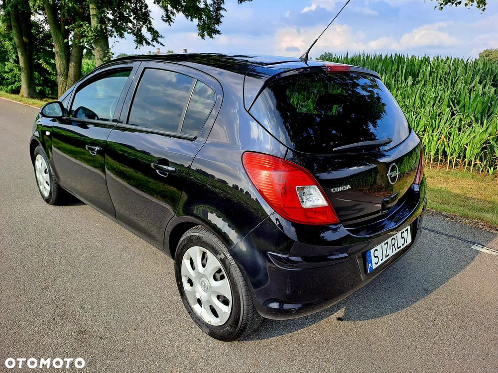 Opel Corsa 1.4 16V Edition 150 - 6