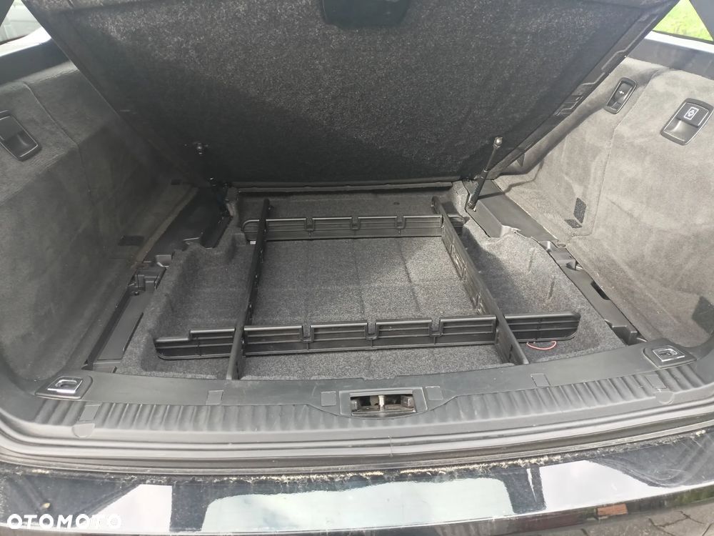 BMW Seria 5 - 21