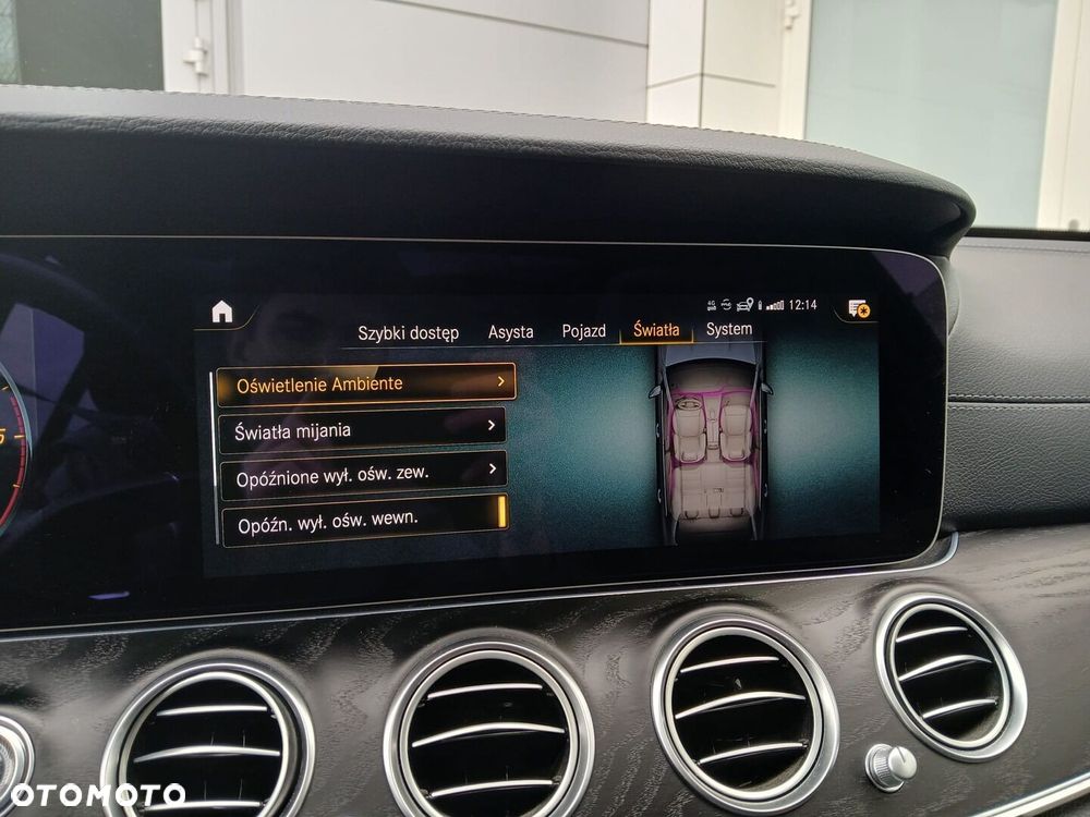 Mercedes-Benz Klasa E - 23