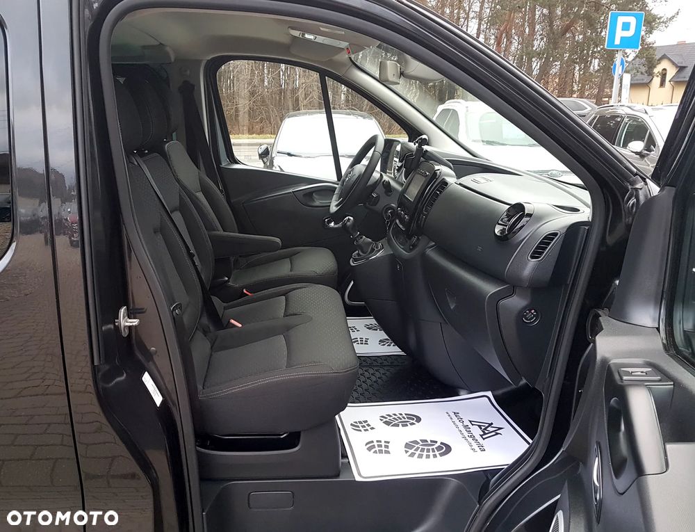 Opel Vivaro - 9