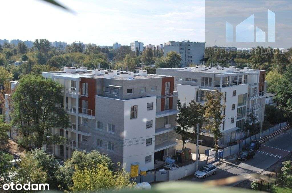 Ładne mieszkanie, oddzielna kuchnia, balkon
