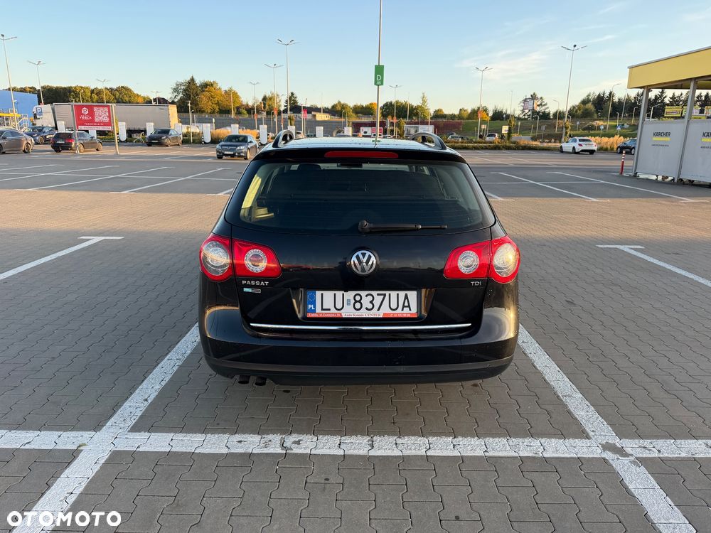 Volkswagen Passat - 5