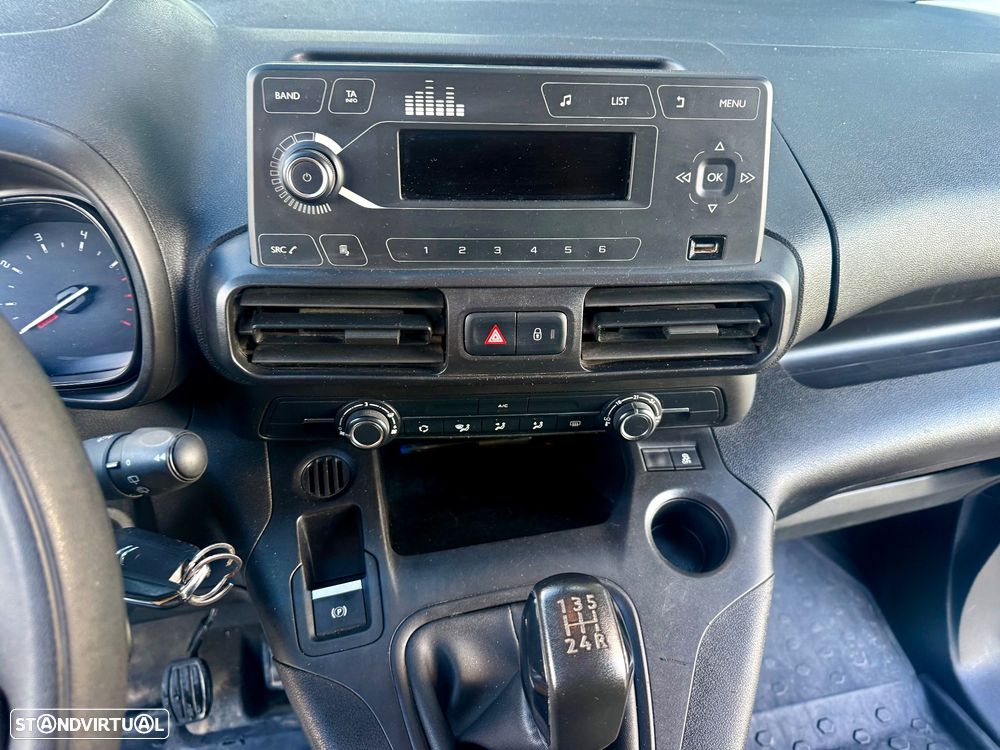 Citroën Berlingo C/ PORTA INTEIRA TRASEIRA - 11