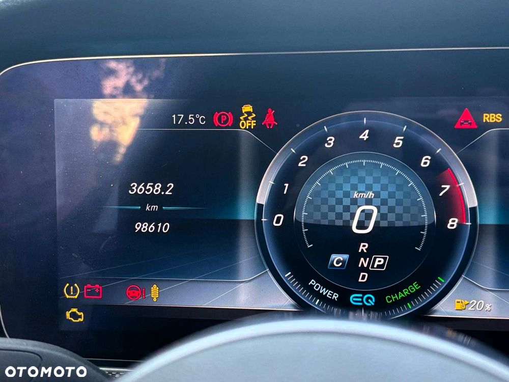 Mercedes-Benz Klasa E AMG 53 4Matic 9G-TRONIC - 23