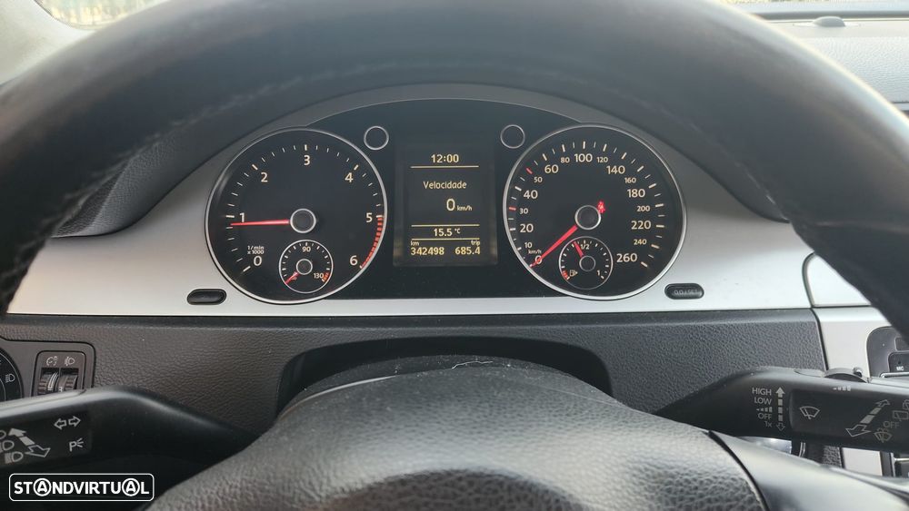 VW Passat Variant 2.0 TDi Confortline BM - 8