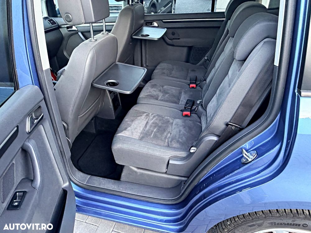 Volkswagen Touran 1.6 TDI DPF BlueMotion Technology DSG Cup - 8