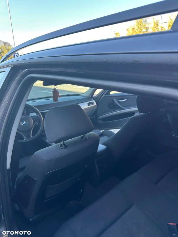 BMW Seria 3 320d - 27