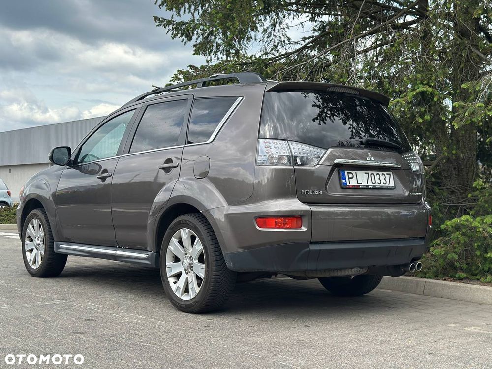 Mitsubishi Outlander 2.2 DI-D 4WD TC-SST XTRA - 6