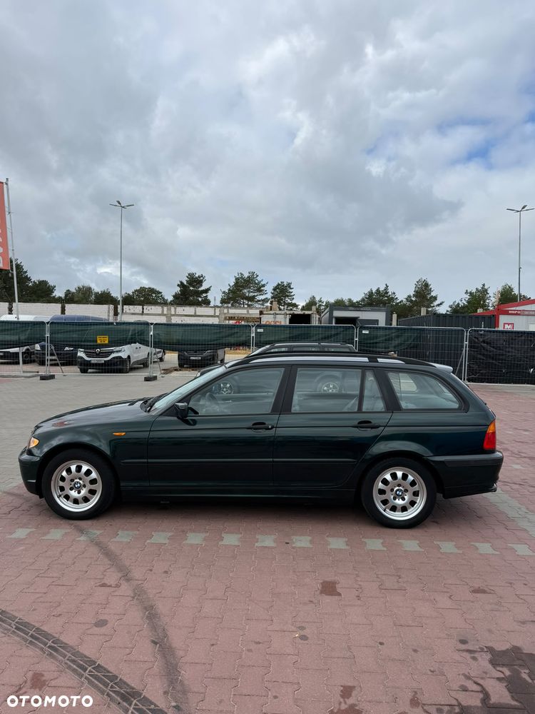 BMW Seria 3 318i - 2