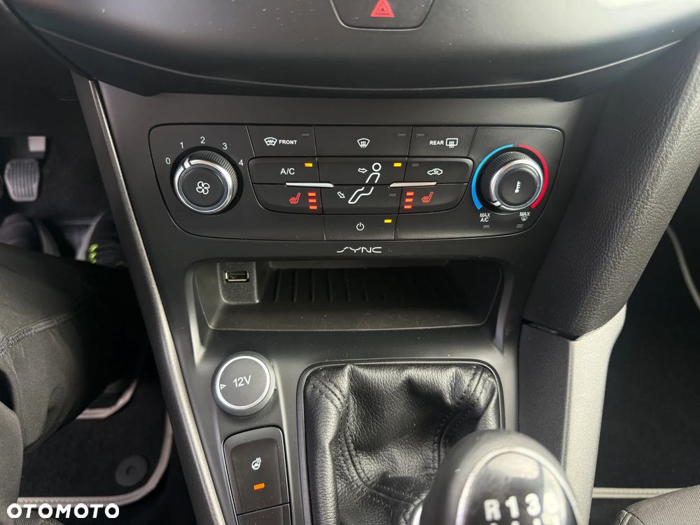 Ford Focus 1.0 EcoBoost Edition - 18