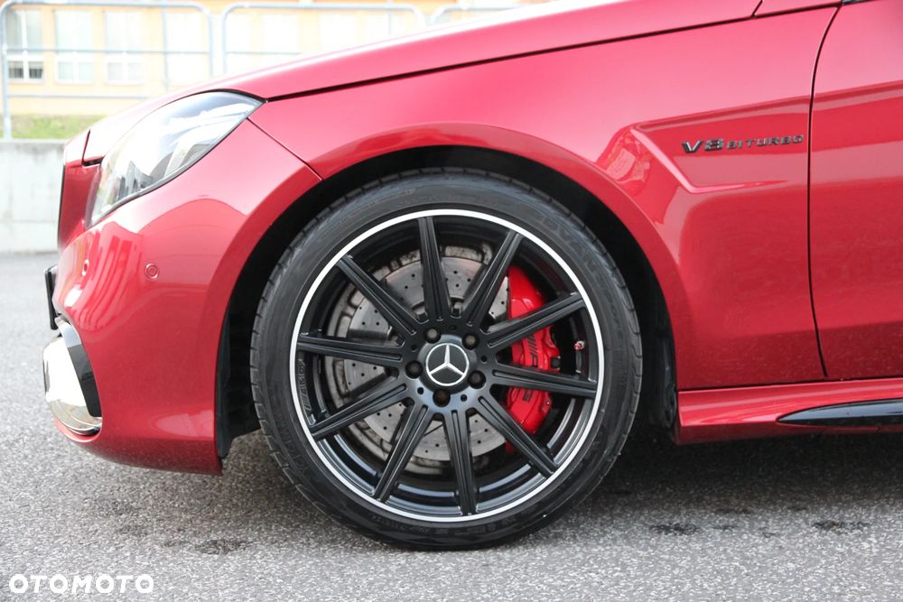 Mercedes-Benz Klasa E 63 AMG S 4-Matic - 10