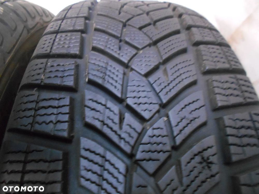 OPONY 215/65R17 GOODYEAR ULTRA GRIP PERFORMANCE SUV DOT 0419 8MM - 4