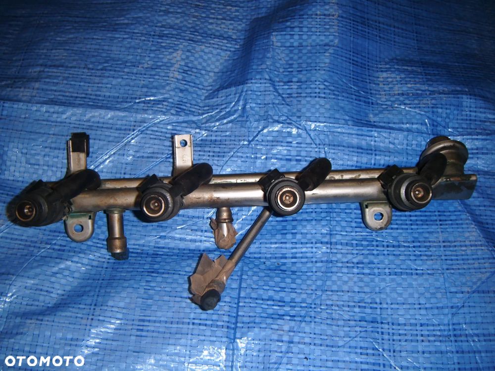 bmw e46 1.9b listwa wtryskowa kompletna - 2
