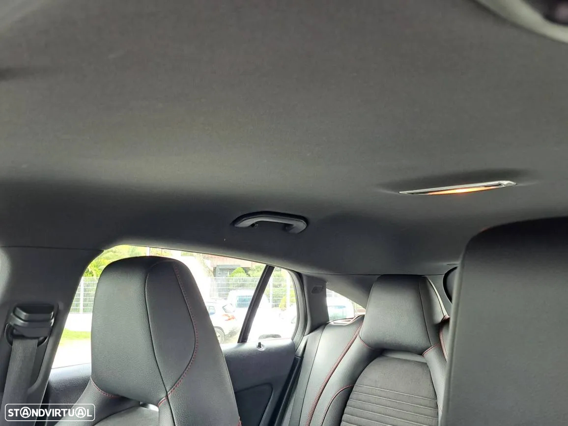 Mercedes-Benz CLA 220 d Shooting Brake AMG Line Aut. - 45