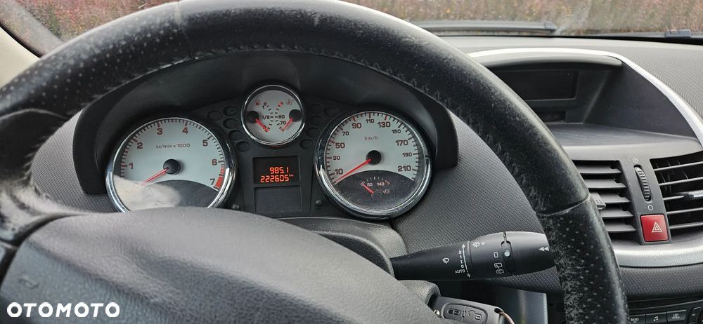 Peugeot 207 1.4 16V Sporty - 2