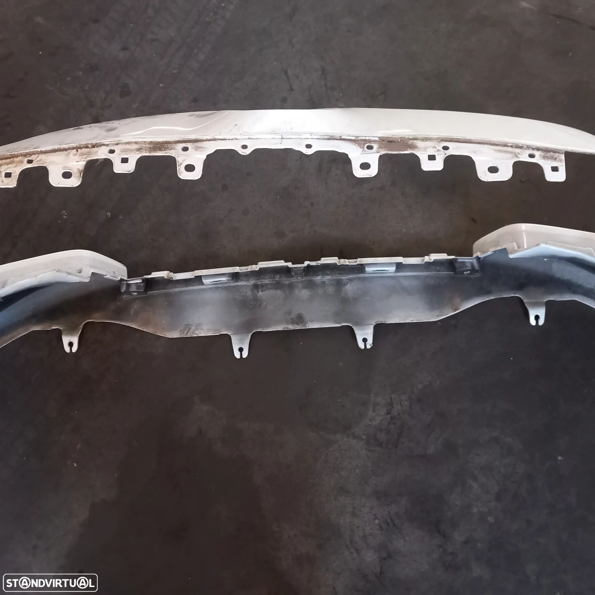 Para choques frente toyota yaris hybrid 2011 - 2020 - 7