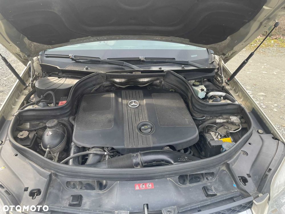 Mercedes-Benz CLK - 8