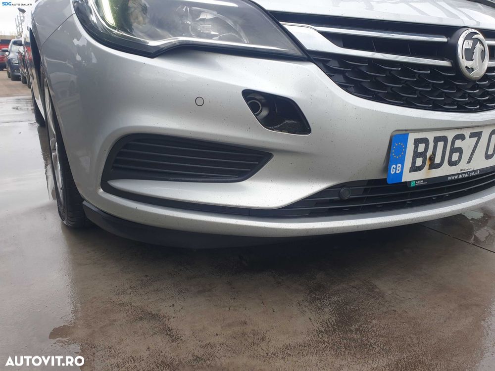 Bara Spoiler Fata cu Grile si Locas Senzori Parcare Opel Astra K NFL Non Facelift 2015 - 2019 Culoare Z176 [K9161] - 3