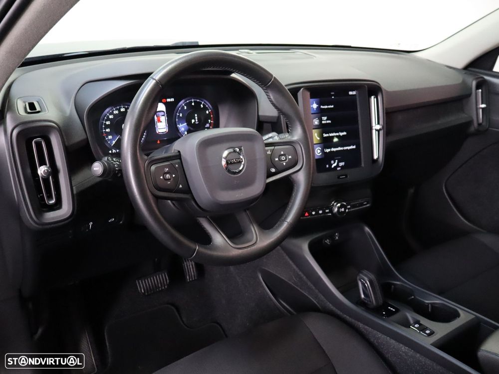 Volvo XC 40 1.5 T3 Momentum Geartronic - 7