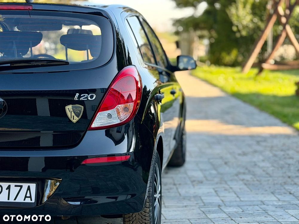 Hyundai i20 1.25 Wersja Jubileuszowa - 16
