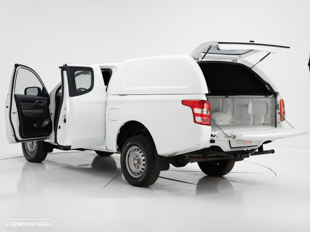 Mitsubishi L200 2.4 DI-D Club Invite 4WD c/iva - 5