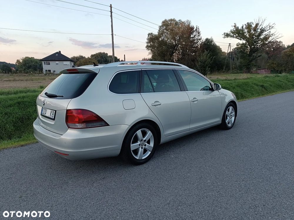 Volkswagen Golf VI 1.6 TDI BlueMot Comfortline - 6
