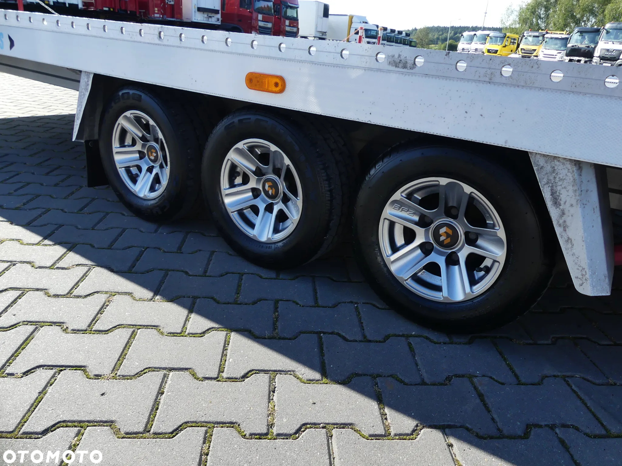 Mercedes-Benz SPRINTER 519 / LAWETA BFZ / ZESTAW / WCIĄGARKA / SUPER STAN / - 16