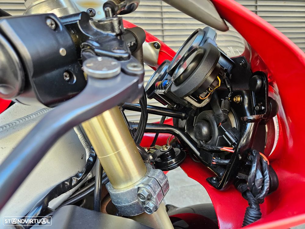 Kawasaki ZXR 400 - 9