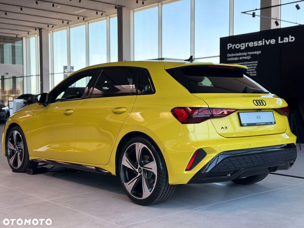 Audi A3 Sportback - 8
