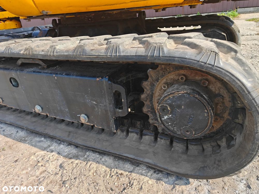 JCB 8018 gravemaster - 14