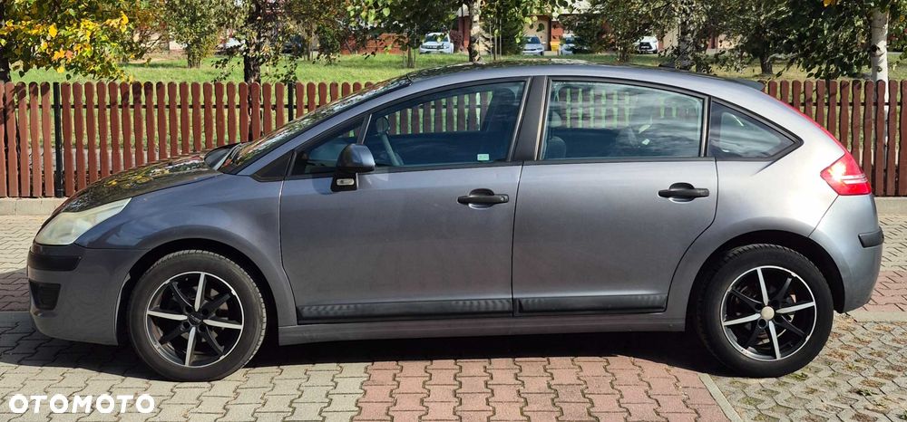 Citroen C4 2009 photo 3