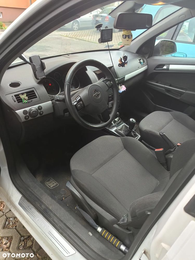 Opel Astra 1.7 CDTI - 7