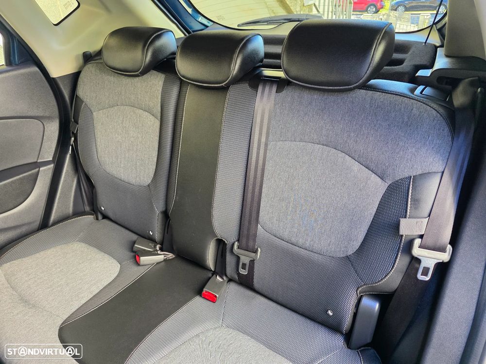 Renault Captur 1.2 TCe Exclusive XMOD - 47