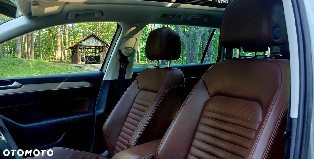 Volkswagen Passat - 19
