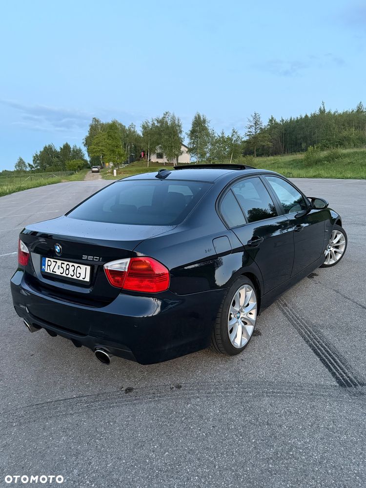 BMW Seria 3 320i Edition Sport - 7