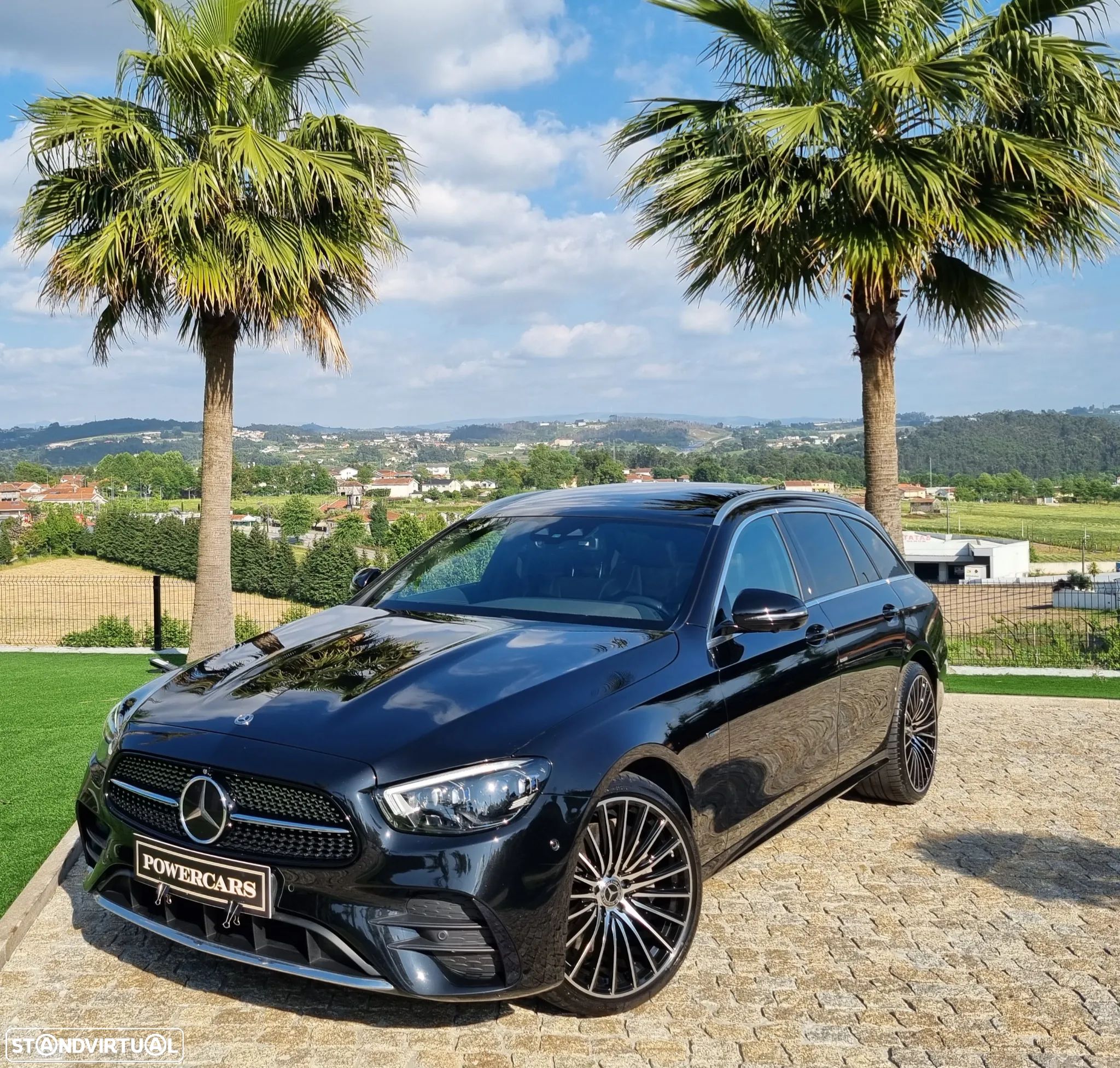 Mercedes-Benz E 300 de AMG Line - 1