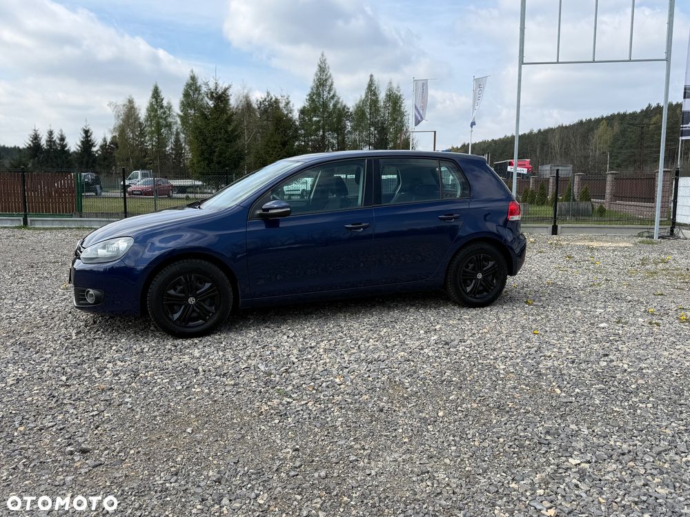 Volkswagen Golf - 8