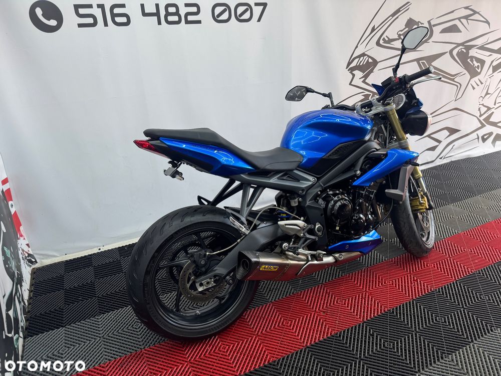 Triumph Street Triple - 3